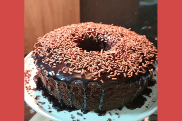 Bolo Coringa da Nutri Heliese